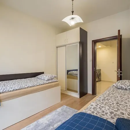 Apartment Stylish Center Flat 100m To Vitosha Blvd *