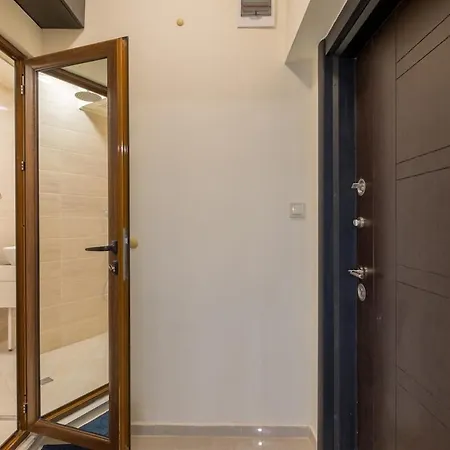 Stylish Center Flat 100m To Vitosha Blvd Sofya