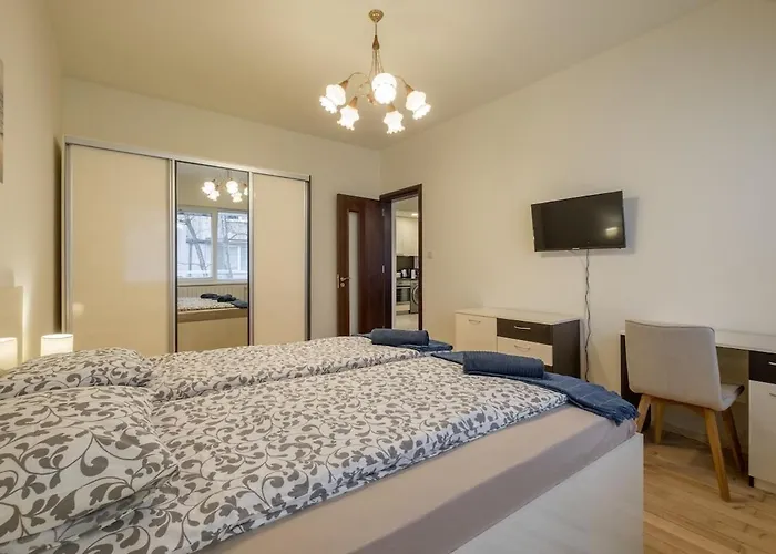 Stylish Center Flat 100m To Vitosha Blvd * Sofia