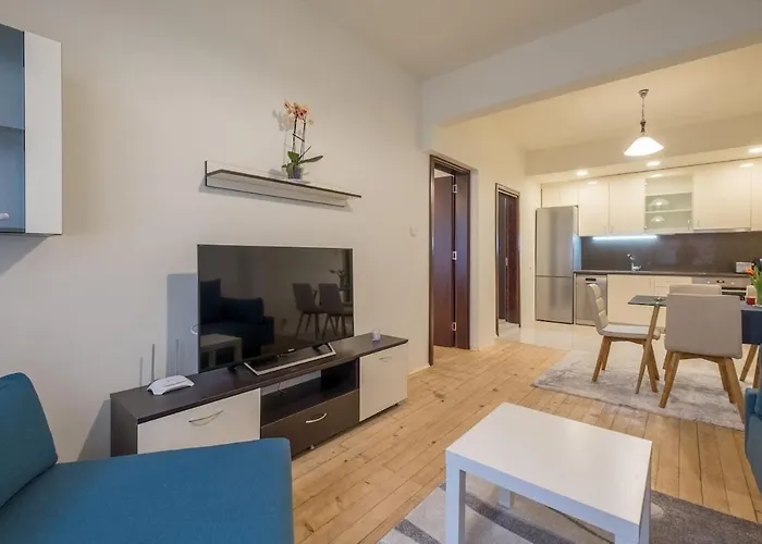 Lejlighed Stylish Center Flat 100m To Vitosha Blvd Sofia