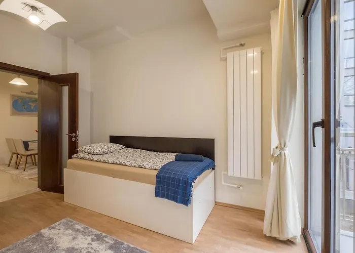 Stylish Center Flat 100m To Vitosha Blvd Lejlighed